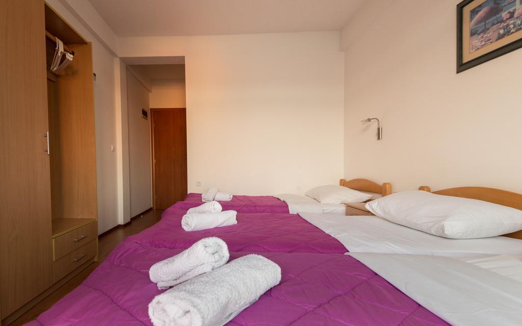 נאום Motel Jadranka מראה חיצוני תמונה